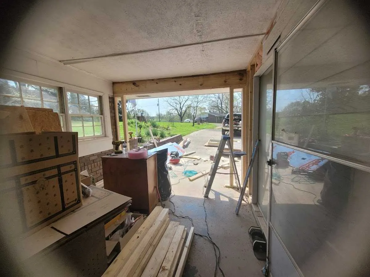 Air movers and dehumidifier for Water Mitigation Services in Hainesport